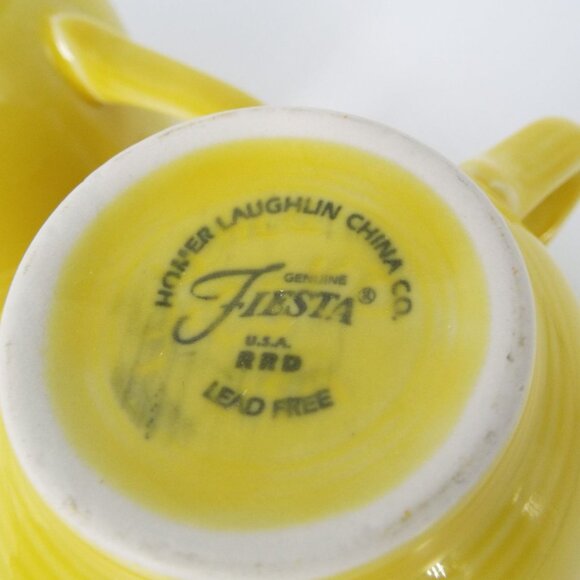 Pair of Fiesta Homer Laughlin USA Sunflower Yellow Cups and Saucers - Picture 8 of 13